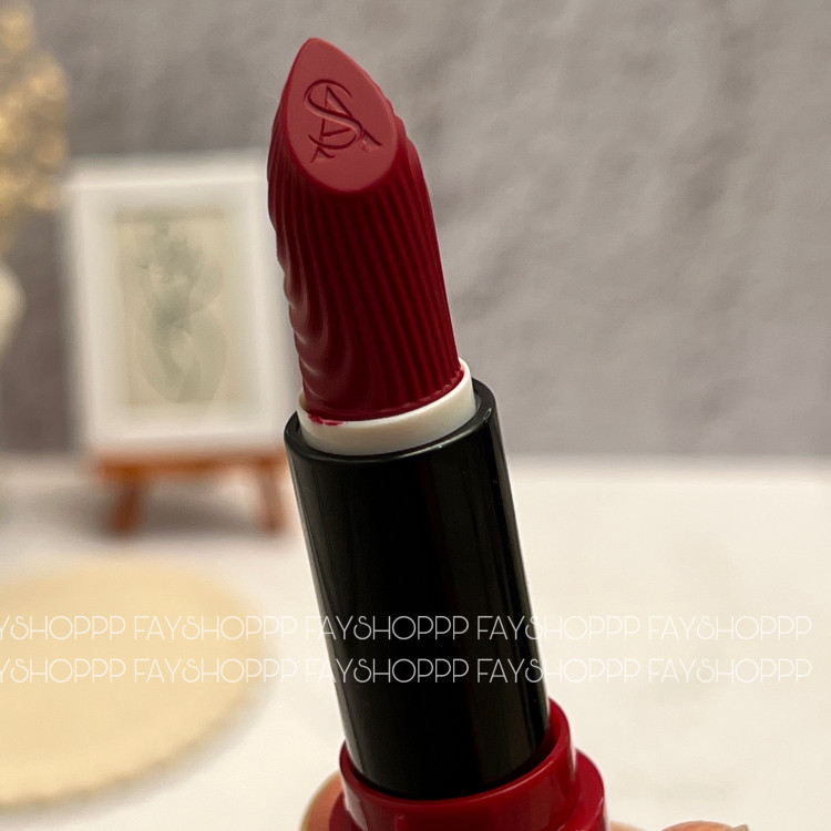 رژلب جامد ارت اسکین Artskin